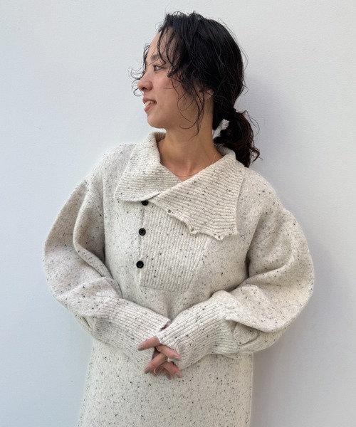 y/m（イム）の「ネップストレートラインニットワンピース（ワンピース・レディース・モカ/ベージュ・FREE）」の17枚目の写真