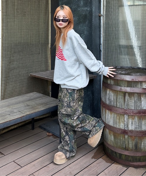 sedacle（セダクル）の「アソートロゴ裏起毛スウェット（スウェット・メンズ・ブラウン/グレー/ボルドー/グレー系その他/チャコールグレー/ネイビー・SMALL/MEDIUM/LARGE）」の19枚目の写真