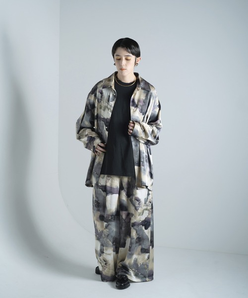 Aphlotus（アプロタス）の「レギュラーカラー アブストラクト グラフィック LS シルクタッチ カバーシャツ（シャツ/ブラウス・メンズ・ブラック/ブルー/グレー・LARGE/MEDIUM/SMALL）」の16枚目の写真