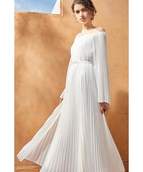 Estella.K（エステラケー）の「Ester Pleated Dress オフショルアコーディオンプリーツドレス（ワンピース・レディース・ブラック×イエロー/ピンク/イエロー系/ホワイト・FREE）」の7枚目の写真