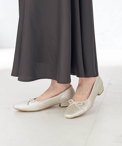 a.v.v（アーヴェヴェ）の「アソートバレエシューズ（バレエシューズ・レディース・ブラウン/ブラック/ゴールド・24.5/23.5/22.5）」の4枚目の写真