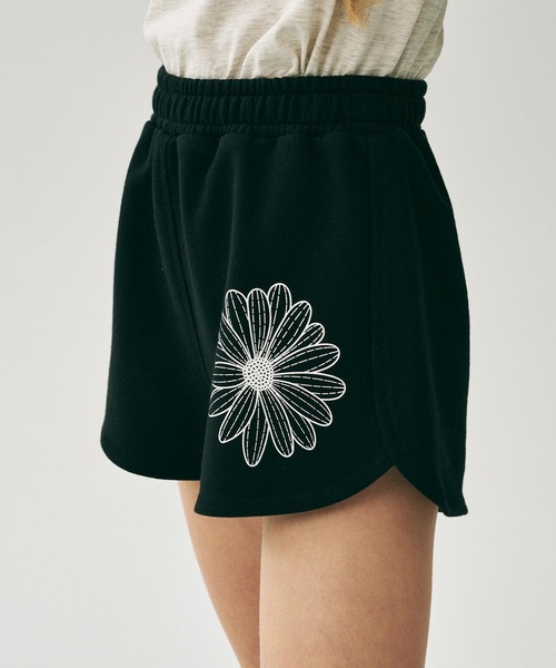 MINI SWEAT SHORTS FLOWER（スウェットパンツ）｜Mardi Mercredi