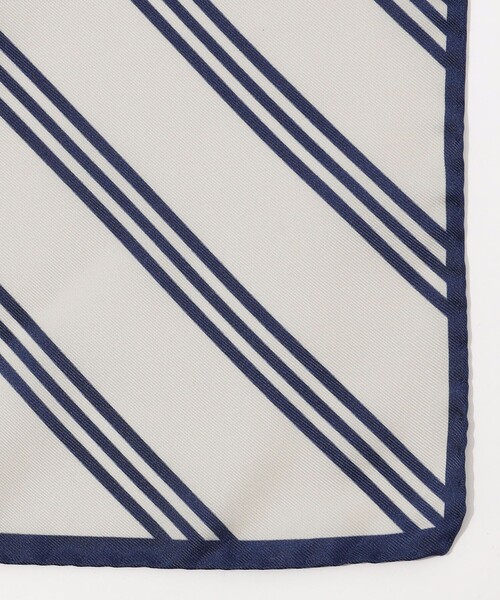 TOMORROWLAND (トゥモローランド)の「REGAGLIA シルク スカーフ(バンダナ/スカーフ・メンズ・ネイビー/ブルー系その他2・FREE)」の5枚目の写真