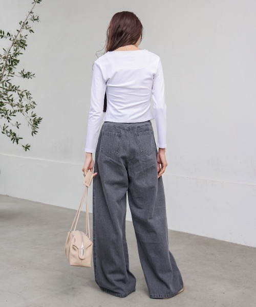 Bab（バブ）の「【S・M・Lサイズ展開】タック入りデニムパンツ（デニムパンツ・レディース・グレー/ライトブルー/インディゴブルー・S/M/L）」の9枚目の写真