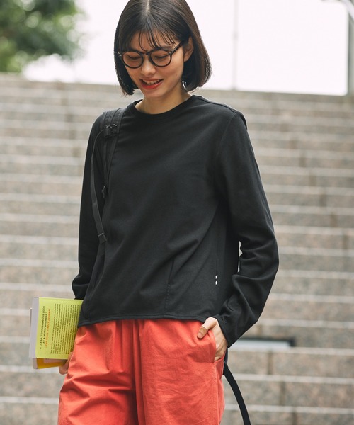 AIGLE（エーグル）の「吸水速乾 UVカット ロングスリーブクルーネックTシャツ RP 長袖Tシャツ（Tシャツ/カットソー・レディース・ホワイト/ブラック/レッド・M/L/XS/S）」の10枚目の写真