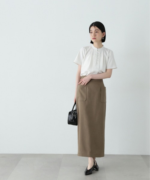 N.(N. Natural Beauty Basic)(エヌエヌナチュラルビューティーベーシック)の「フロントタックボタンブラウス(シャツ/ブラウス・レディース・ブルー/グレー/オフホワイト・MEDIUM)」の7枚目の写真