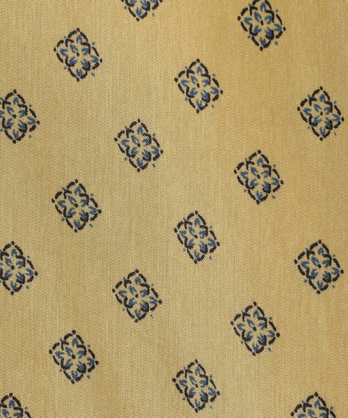 MICO COULIER(ミコクリエ)の「フラワープロバンスプリントブラウス(シャツ/ブラウス・レディース・ホワイト系その他/イエロー系その他/ブルー系その他・38)」の4枚目の写真