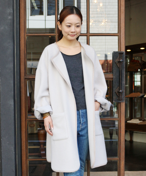 Whim Gazette（ウィムガゼット）の「アンゴラウールノーカラーラップ