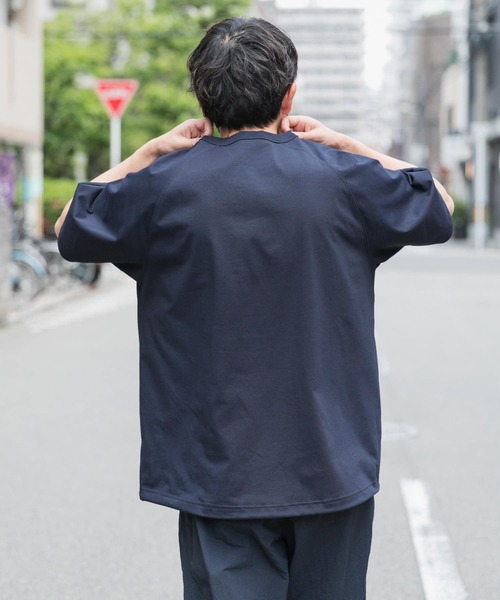 EKAL(エカル)の「『吸水速乾/UVカット』DRY OUT BALLOON FIT T-SHIRTS(Tシャツ/カットソー・メンズ・ブラック/ネイビー/グレー/ホワイト/パープル系その他/ブラウン・LARGE/MEDIUM)」の11枚目の写真