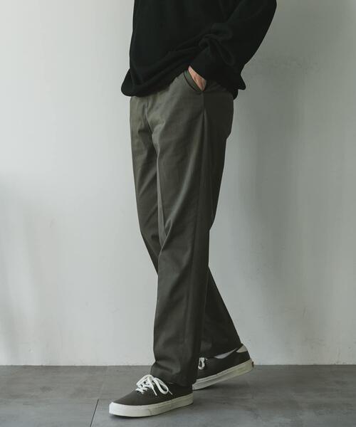 URBAN RESEARCH DOORS(アーバンリサーチドアーズ)の「チノテーパードトラウザー(その他パンツ・メンズ・ブラック/ベージュ/カーキ・MEDIUM/SMALL/LARGE)」の3枚目の写真