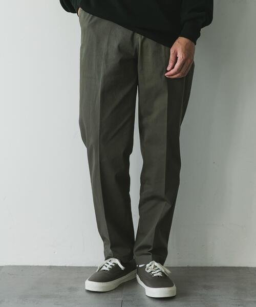 URBAN RESEARCH DOORS(アーバンリサーチドアーズ)の「チノテーパードトラウザー(その他パンツ・メンズ・ブラック/ベージュ/カーキ・MEDIUM/SMALL/LARGE)」の22枚目の写真