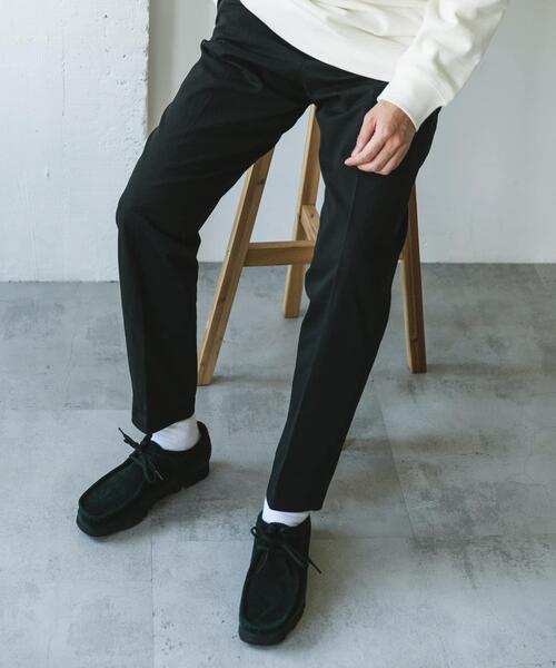 URBAN RESEARCH DOORS(アーバンリサーチドアーズ)の「チノテーパードトラウザー(その他パンツ・メンズ・ブラック/ベージュ/カーキ・MEDIUM/SMALL/LARGE)」の9枚目の写真