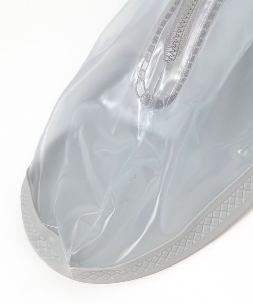 LAKOLE（ラコレ）の「レインZIPシューズカバー(SHORT) / 319541（レインシューズ・レディース・ブラック/その他3・MEDIUM/LARGE）」の11枚目の写真