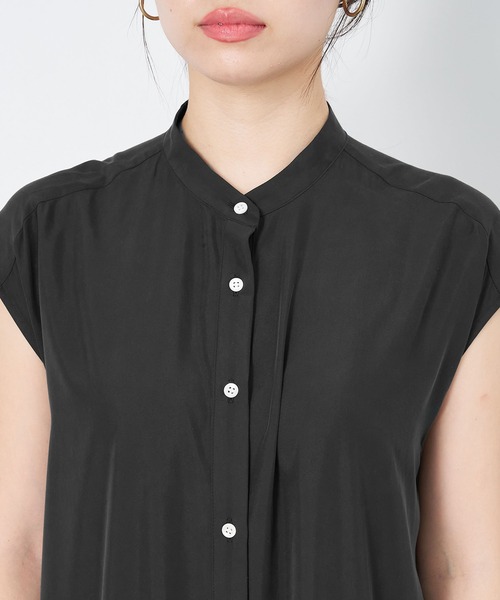 MICA&DEAL（マイカ＆ディール）の「バンドカラーティアードワンピース（ワンピース・レディース・ベージュ/ブラック・FREE）」の3枚目の写真