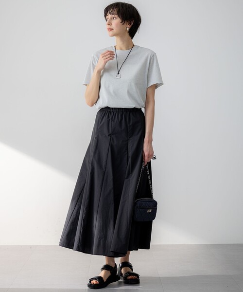 23区 L（ニジュウサンクオオキイサイズ）の「【洗える】ラメジャージ TEE（Tシャツ/カットソー・レディース・シルバー系/ブラック系/ゴールド系・46/44/48）」の11枚目の写真