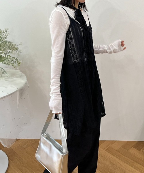 mebole(メボレ)の「ストール付きレースキャミワンピース(ワンピース・レディース・ブラック/ホワイト・FREE)」の21枚目の写真