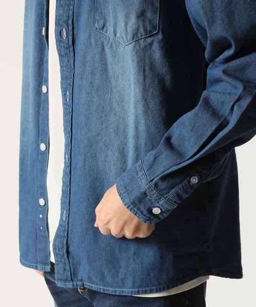 ARCADE（アーケード）の「レギュラーカラー ウォッシュ加工長袖 デニムシャツ BARCEDOS（シャツ/ブラウス・メンズ・サックスブルー/ブルー/ネイビー・LL/L/M）」の6枚目の写真