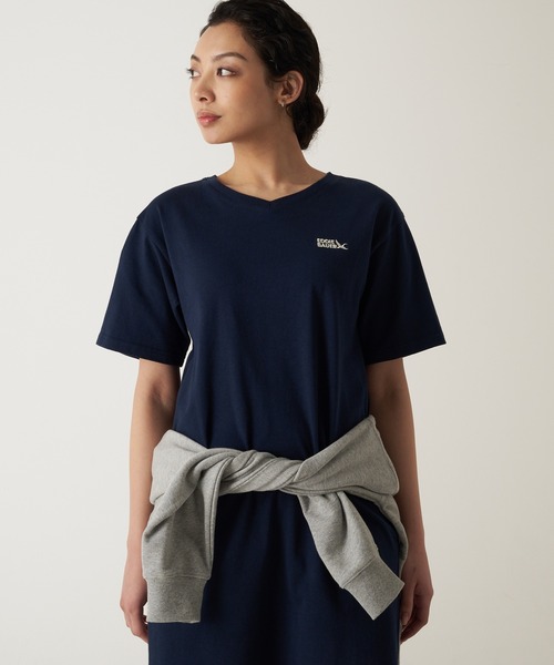 Eddie Bauer(エディーバウアー)の「Vネック 半袖 Tシャツ ワンピース(ワンピース・レディース・チャコールグレー/セージグリーン/ネイビー・S/M/L/XL)」の5枚目の写真