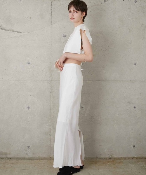 LA PEAU DE GEM（ラポドゥジェム）の「【LA PEAU DE GEM】cupra effortless skirt/キュプラエフォートレススカート（スカート・レディース・ホワイト/バーガンディー/ブラック・1/2）」の8枚目の写真
