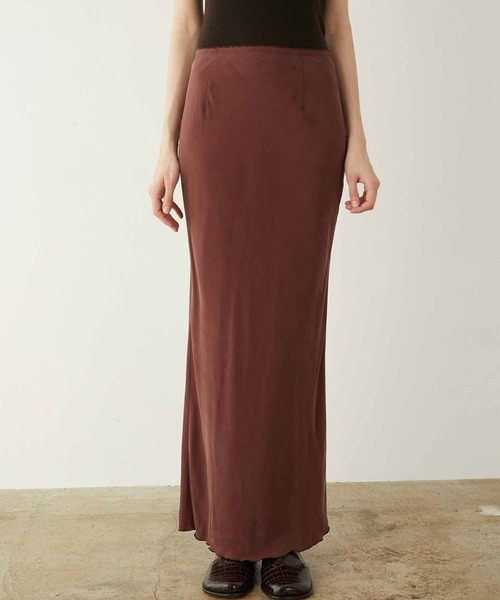 LA PEAU DE GEM（ラポドゥジェム）の「【LA PEAU DE GEM】cupra effortless skirt/キュプラエフォートレススカート（スカート・レディース・ホワイト/バーガンディー/ブラック・1/2）」の19枚目の写真