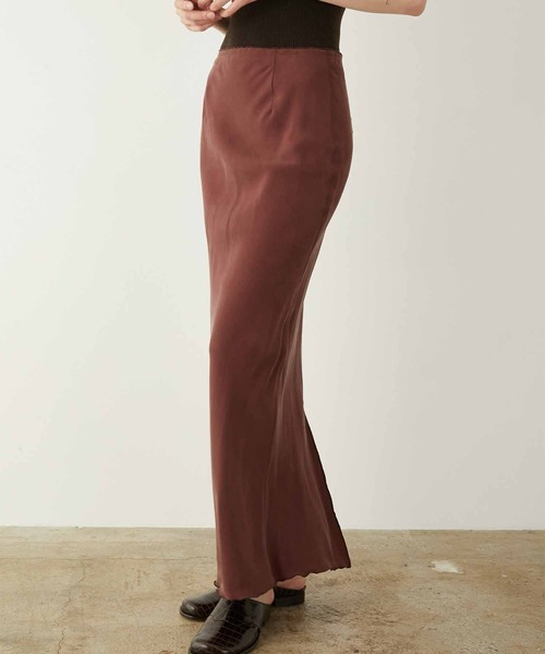 LA PEAU DE GEM（ラポドゥジェム）の「【LA PEAU DE GEM】cupra effortless skirt/キュプラエフォートレススカート（スカート・レディース・ホワイト/バーガンディー/ブラック・1/2）」の20枚目の写真