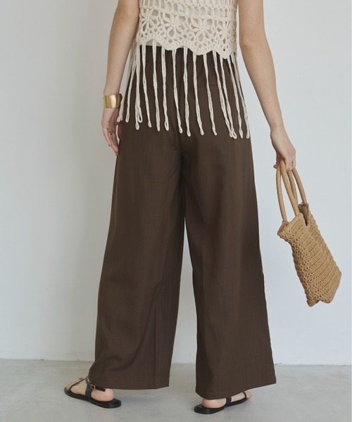 ANGIE（アンジー）の「【セットアップ対応】ワイド イージーパンツ（その他パンツ・レディース・ブラック/ホワイト系その他/ブラウン・FREE）」の10枚目の写真