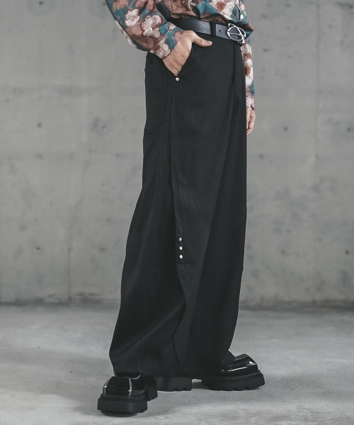 セール】Curved silhouette over wide slacks pants / カーブ