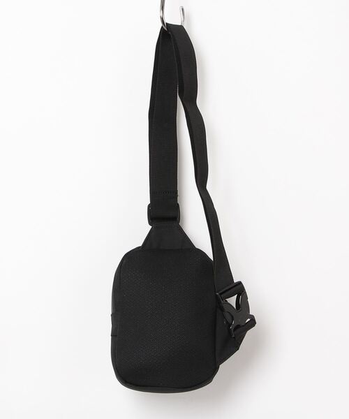 JORDAN BRAND（ジョーダンブランド）の「ジョーダン  JAM FRANCHISE HIP BAG（ボディバッグ/ウエストポーチ・メンズ・ブラック/レッド・ONE SIZE）」の3枚目の写真