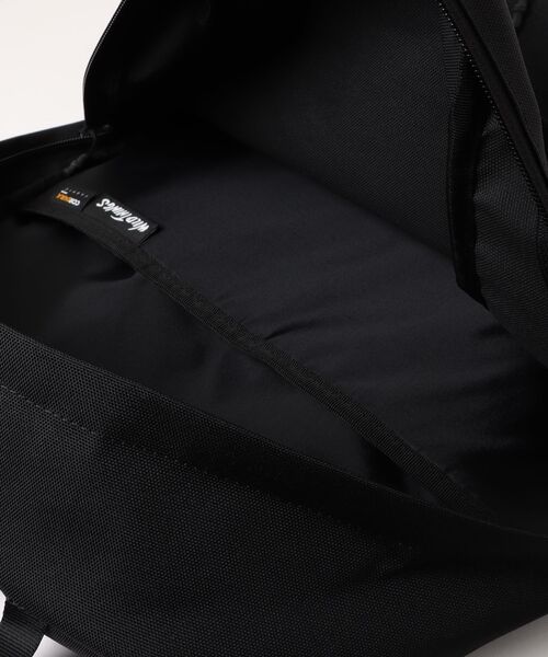 WILD THINGS(ワイルドシングス)の「WILDTHINGS CORDURA 1Pバックパック 27L(バックパック/リュック・メンズ・ブラック・FREE)」の4枚目の写真