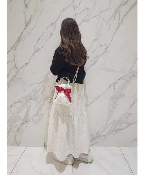 Maison de FLEUR（メゾンドフルール）の「チェリープリントミニリボン2Wayバッグ（ショルダーバッグ・レディース・アイボリー・FREE）」の4枚目の写真