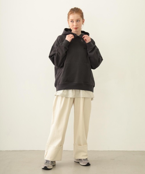 MILKFED.（ミルクフェド）の「ICING LOGO WIDE SWEAT HOODIE（パーカー・レディース・オートミール/チャコール/ネイビー・M/L）」の21枚目の写真