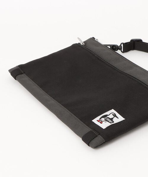 CHUMS（チャムス）の「チャムス CHUMS Two Necked Shoulder S/N（ショルダーバッグ・メンズ・その他・ONE SIZE）」の4枚目の写真
