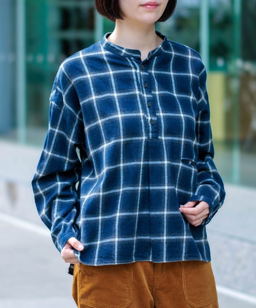 D.M.G.（ドミンゴ）の「[D.M.G / ディーエムジー] インディゴ起毛チェック プルオーバーシャツ（シャツ/ブラウス・レディース・ブルー系その他・2/3）」の3枚目の写真