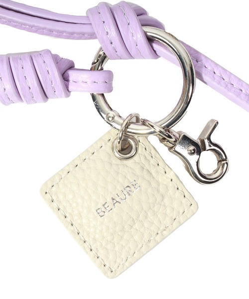 Beau're（ヴュレ）の「BEAURE Colored Leather Cord ストラップ（スマホグッズ・レディース・ラベンダー/ライム/キャメル/アイボリー/ブラック・FREE）」の8枚目の写真