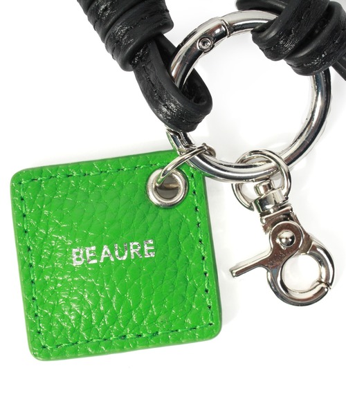 Beau're（ヴュレ）の「BEAURE Colored Leather Cord ストラップ（スマホグッズ・レディース・ラベンダー/ライム/キャメル/アイボリー/ブラック・FREE）」の9枚目の写真