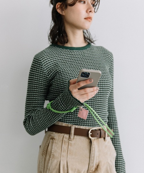 Beau're（ヴュレ）の「BEAURE Colored Leather Cord ストラップ（スマホグッズ・レディース・ラベンダー/ライム/キャメル/アイボリー/ブラック・FREE）」の18枚目の写真