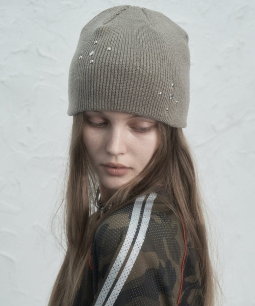 SETUPEXE（セットアップイーエックスイー）の「STUDDED BEANIE（ニットキャップ/ビーニー・レディース・ブラック/モカ/ホワイト・フリー）」の3枚目の写真