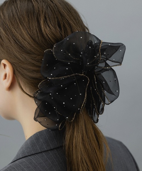 LA MUe(ラミュー)の「【LA MUE】オーガンジーフリルバナナクリップ(バレッタ/ヘアクリップ・レディース・ベージュ/ブラック/ピンク/ホワイト・FREE)」の11枚目の写真