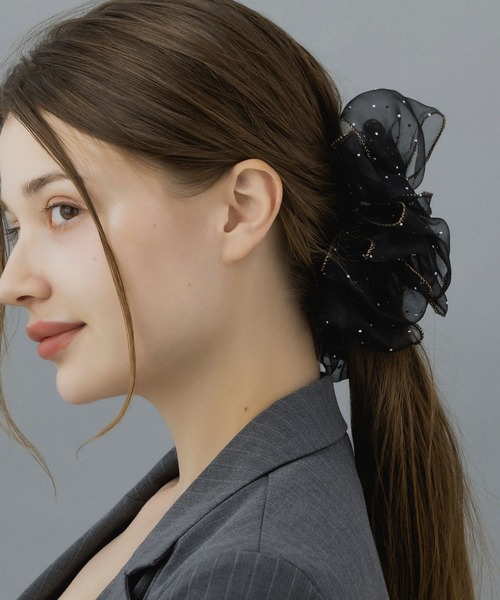 LA MUe(ラミュー)の「【LA MUE】オーガンジーフリルバナナクリップ(バレッタ/ヘアクリップ・レディース・ベージュ/ブラック/ピンク/ホワイト・FREE)」の12枚目の写真