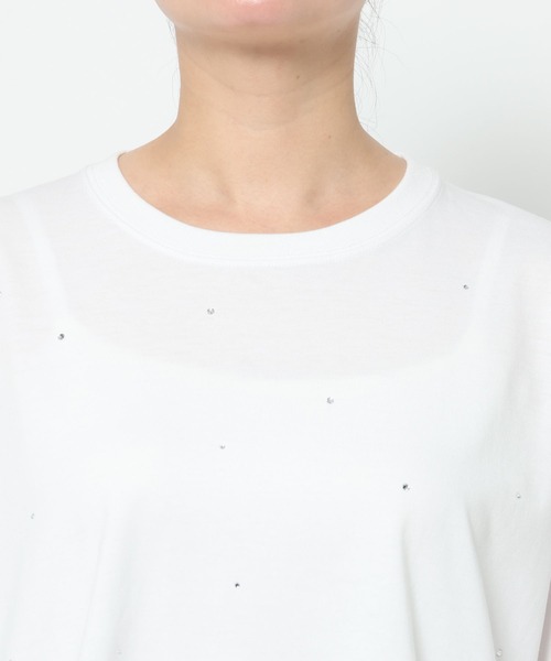 LOWRYS FARM（ローリーズファーム）の「ビジュープルオーバーＳＳ　499873（Tシャツ/カットソー・レディース・オフホワイト/チャコールグレー・FREE）」の6枚目の写真