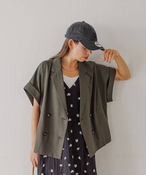 BAYFLOW（ベイフロー）の「[夏の羽織りに♪軽量薄手素材]フレンチスリーブテーラードサマージャケット（その他アウター・レディース・チャコール/グレイッシュベージュ/ライトブルー・SMALL/MEDIUM）」の6枚目の写真