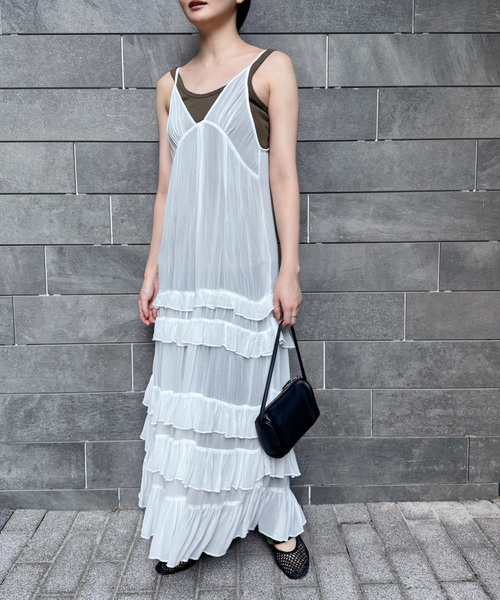 EDIT. FOR LULU（エディットフォールル）の「ティアード キャミソールドレス（ワンピース・レディース・ホワイト/ネイビー・FREE）」の7枚目の写真