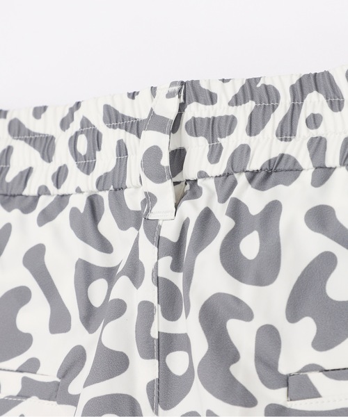 IRISHMAN(アイリッシュマン)の「【REFLECT】signature logo tuck short pants / 光る防水タックショートパンツ(LADIES)(その他パンツ・レディース・ブルー/グリーン/ホワイト・M/S)」の9枚目の写真