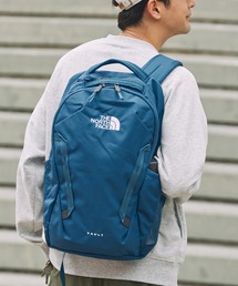 THE NORTH FACE（ザノースフェイス）の「【THE NORTH FACE / ザ・ノースフェイス】VAULT/ヴォルト 軽量 ワンポイントロゴ刺繍バックパック 27L（バックパック/リュック）」