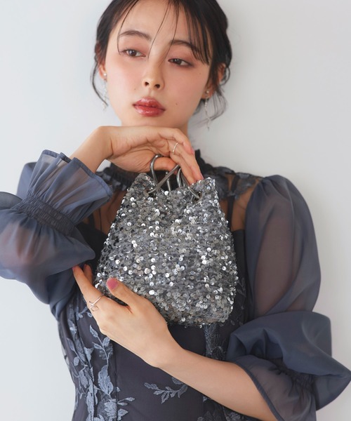 RUIRUE BOUTIQUE(ルイルエブティック)の「2way スパンコール 巾着 パーティーバッグ | レディース 結婚式 パーティー オケージョン セレモニー フォーマル お呼ばれ ハンドバッグ ショルダーバッグ(ハンドバッグ・レディース・ブラックミックス/グレー/シルバー/ブラック・FREE)」の10枚目の写真