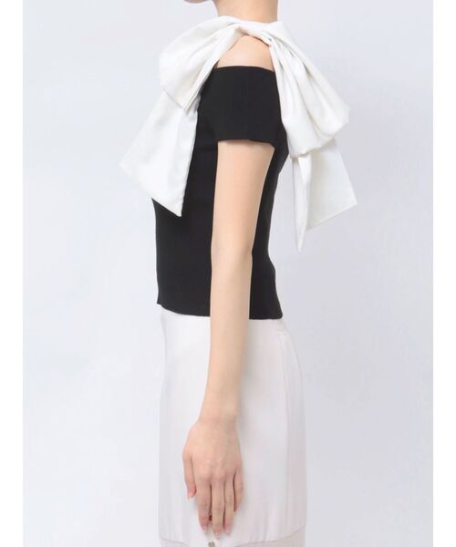 MERCURYDUO（マーキュリーデュオ）の「【追加生産】BIGリボン付きニットトップス（ニット/セーター・レディース・オフホワイト/チャコールグレー/ブラック・FREE）」の16枚目の写真