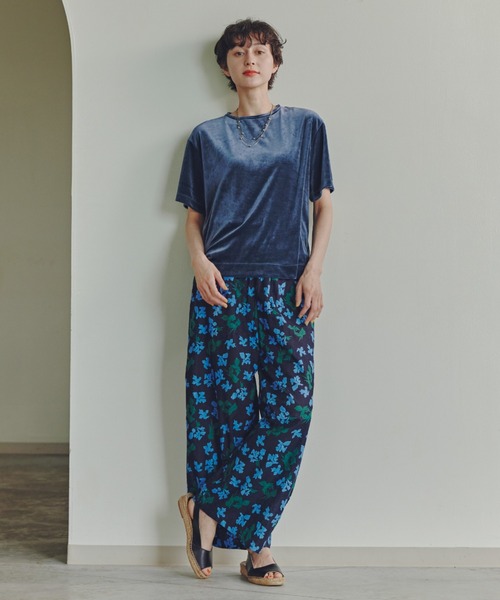 human woman(ヒューマンウーマン)の「◆ダンボールラグランスリーブプルオーバー(Tシャツ/カットソー・レディース・カーキ/ブルー・MEDIUM)」の3枚目の写真