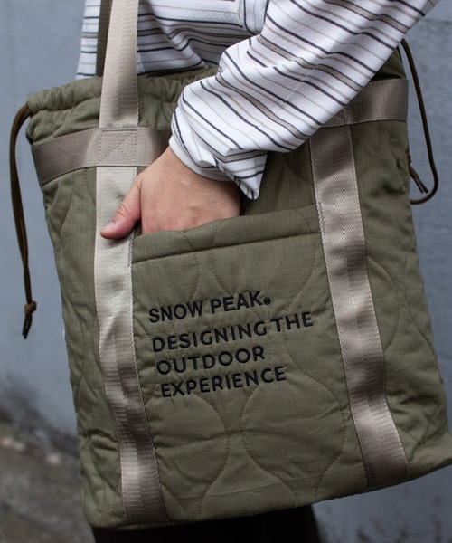Snow Peak（スノーピーク）の「Snow Peak / Quilted Ripstop Tote キルティングリップストップ トートバッグ（トートバッグ・メンズ・ブラック/オリーブ・ONE SIZE）」の17枚目の写真