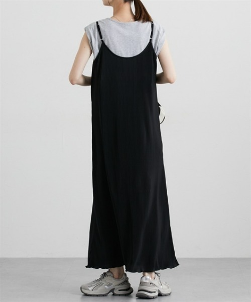 nissen（ニッセン）の「プリーツキャミワンピース（ワンピース・レディース・ブラック系その他/ブルー/ブラック/ベージュ・M/L/LL）」の7枚目の写真