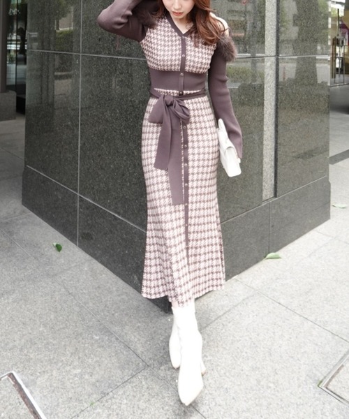 rienda(リエンダ)の「many wayフェイクファージャガードニットワンピース 秋服(ワンピース・レディース・ブラック系その他/ブラウン系その他・FREE)」の3枚目の写真